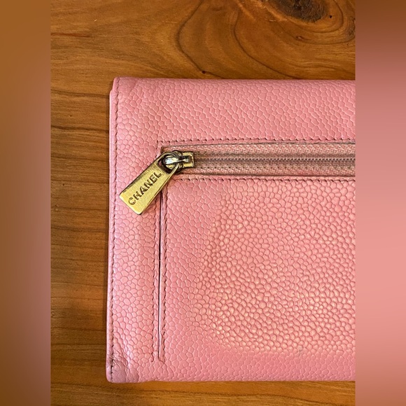 Chanel Caviar Pink Wallet - Picture 5 of 9